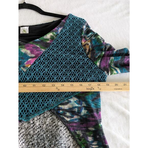 Mixed Media Colorful Art to Wear Top Women's Size Medium Boho Abstract Patchwork - Picture 6 of 8